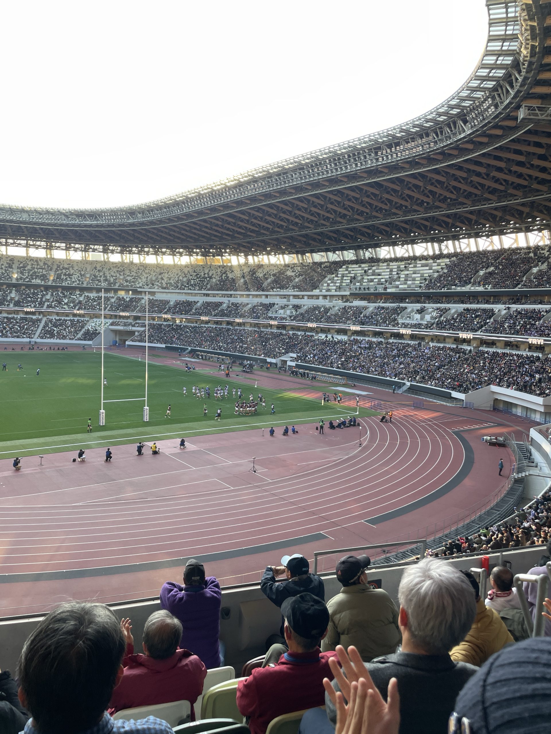 国立競技場でラグビー観戦